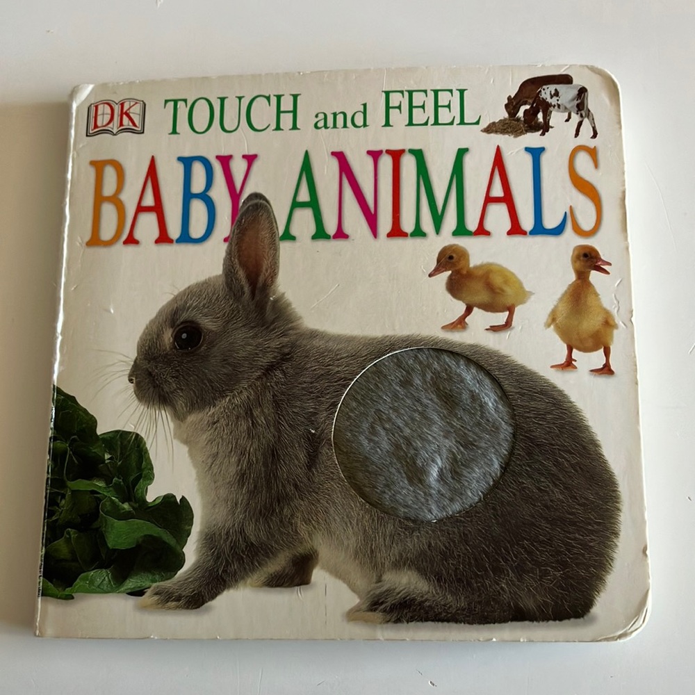 COPY - 🌻Baby animals book touch